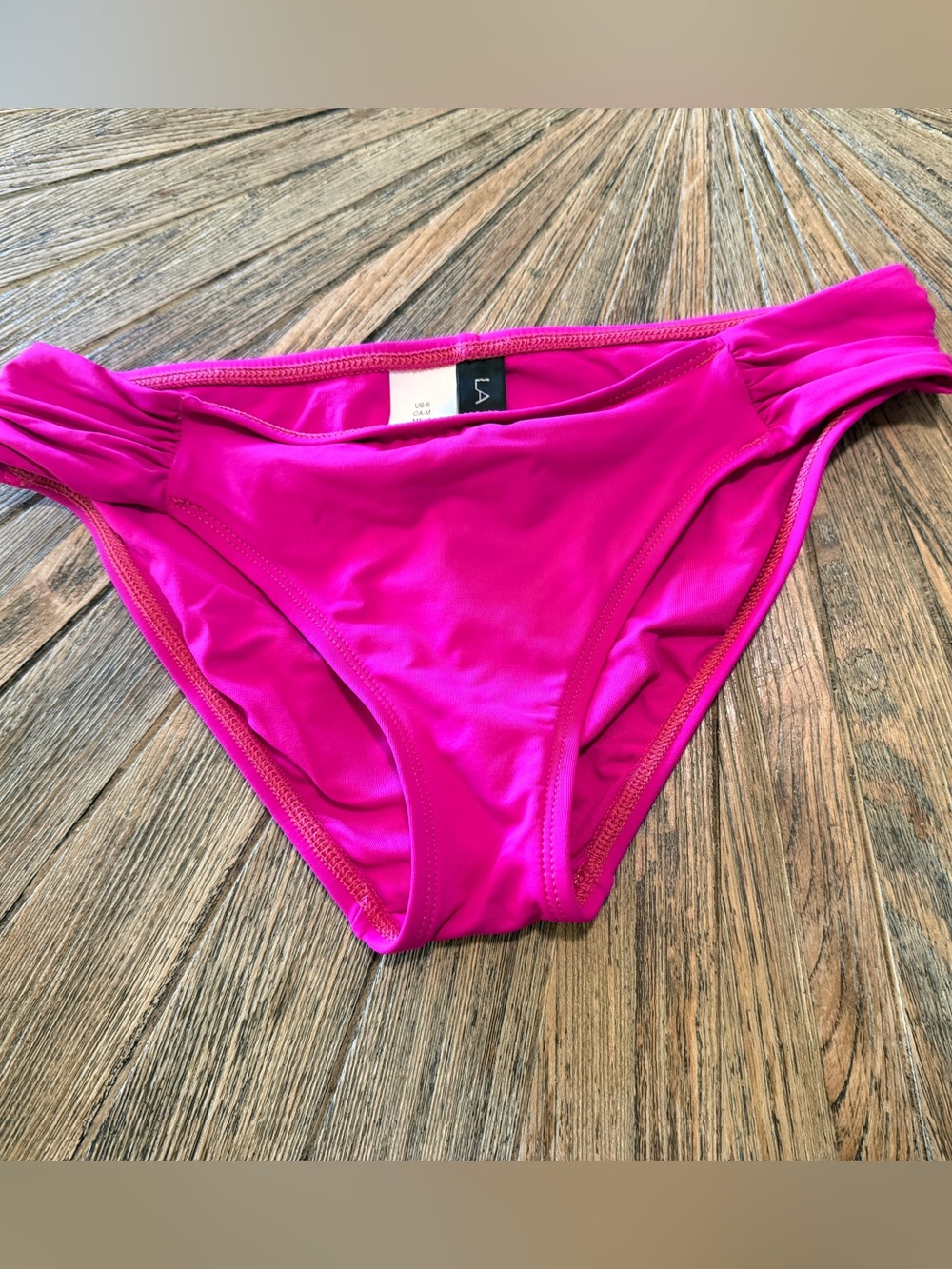 La Blanca hot pink swim bottoms size 6 bikini swimsuit bottoms ruched sides